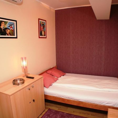 Hostel Jasmin 베오그라드 외부 사진